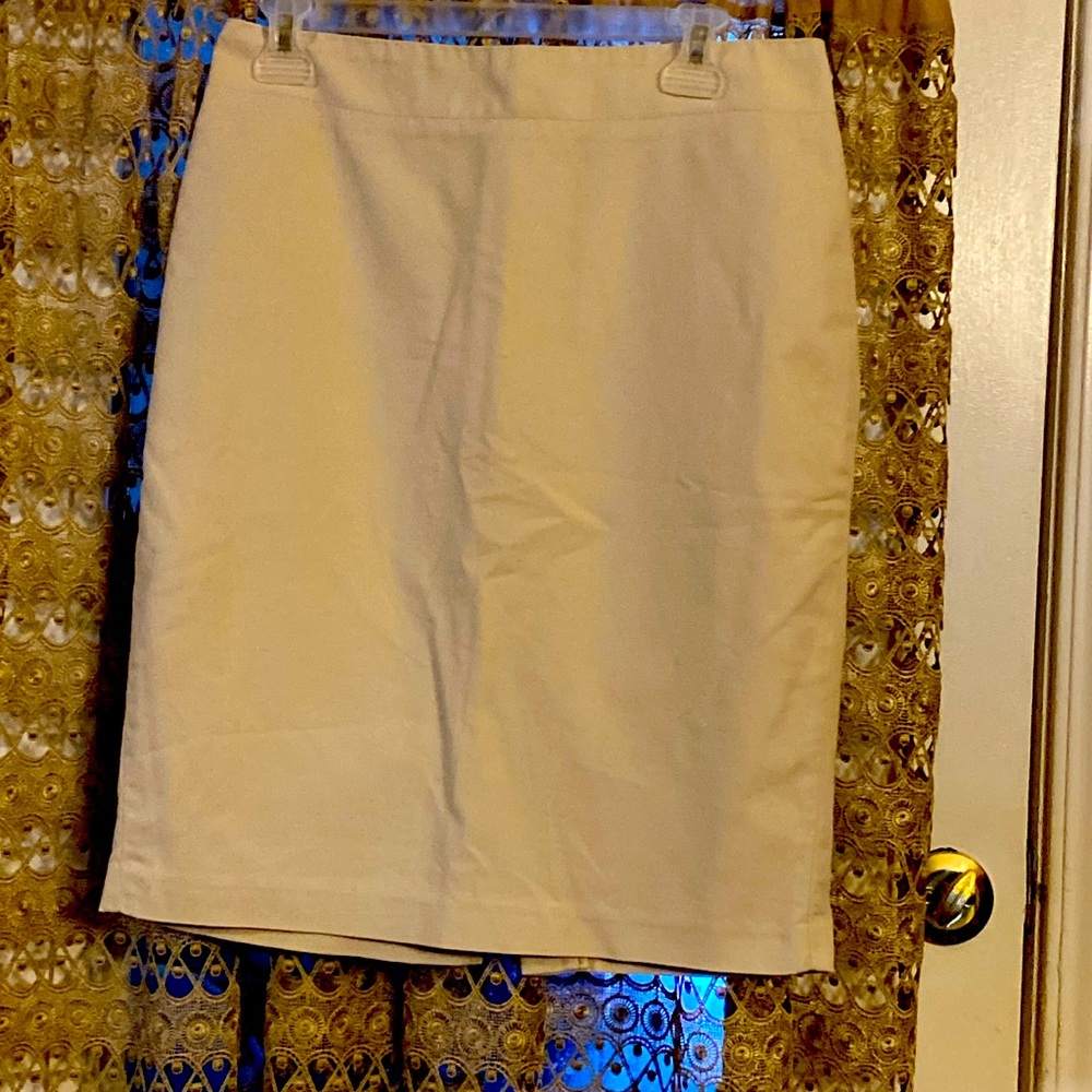 Cute cream skirt
